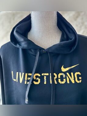 Nike Black Pullover Hoodie Yellow LIVESTRONG Logo